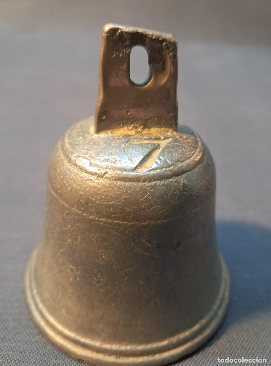 Antig&uuml;edades: CAMPANILLA ANTIGUA DE BRONCE O LATON