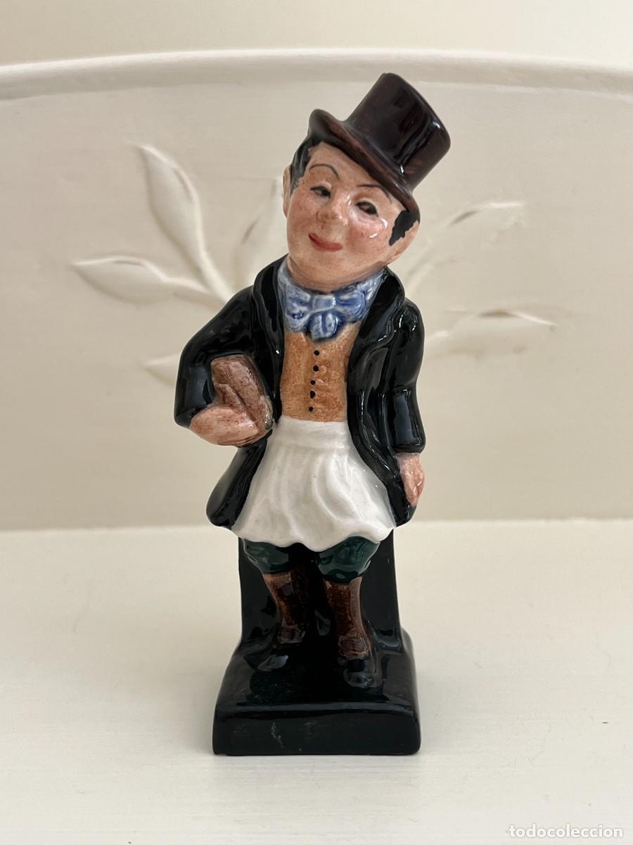 Antig&uuml;edades: Figura Royal Doulton Trotty Veck M91 &ndash; Dickens miniatura 10 cm &ndash; Made in England