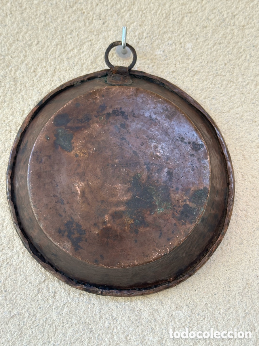 Antig&uuml;edades: Plato antiguo de cobre - Foto 3