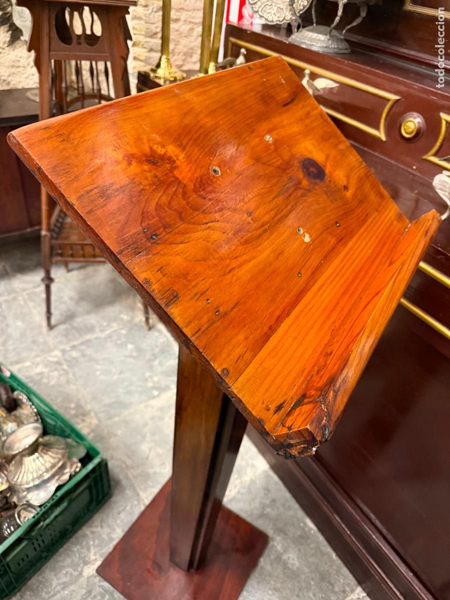 Antig&uuml;edades: ATRIL RELIGIOSO DE MADERA - Foto 7
