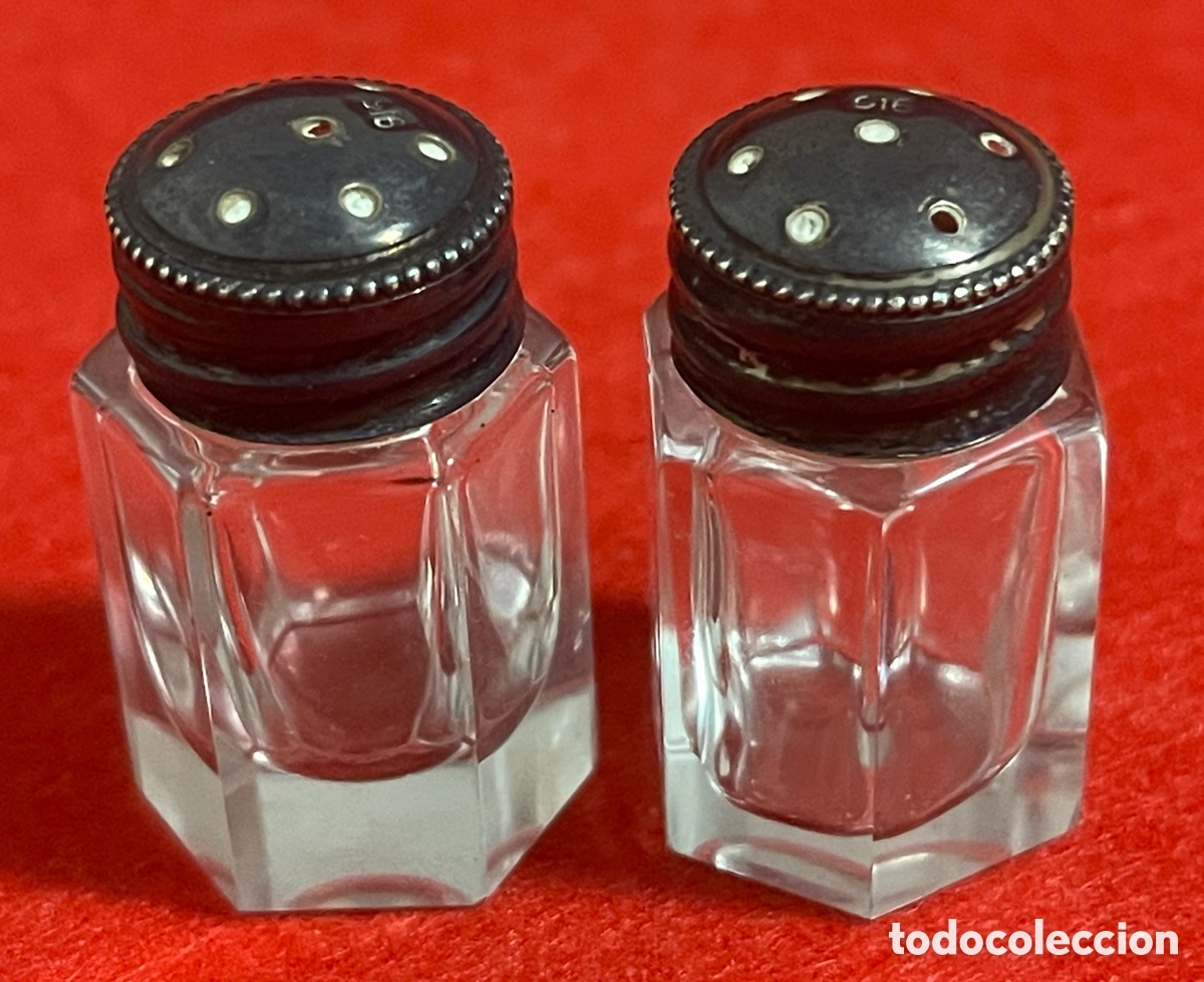 Antig&uuml;edades: Hermosa pareja de Saleros antiguos en plata de ley contrastada y cristal.