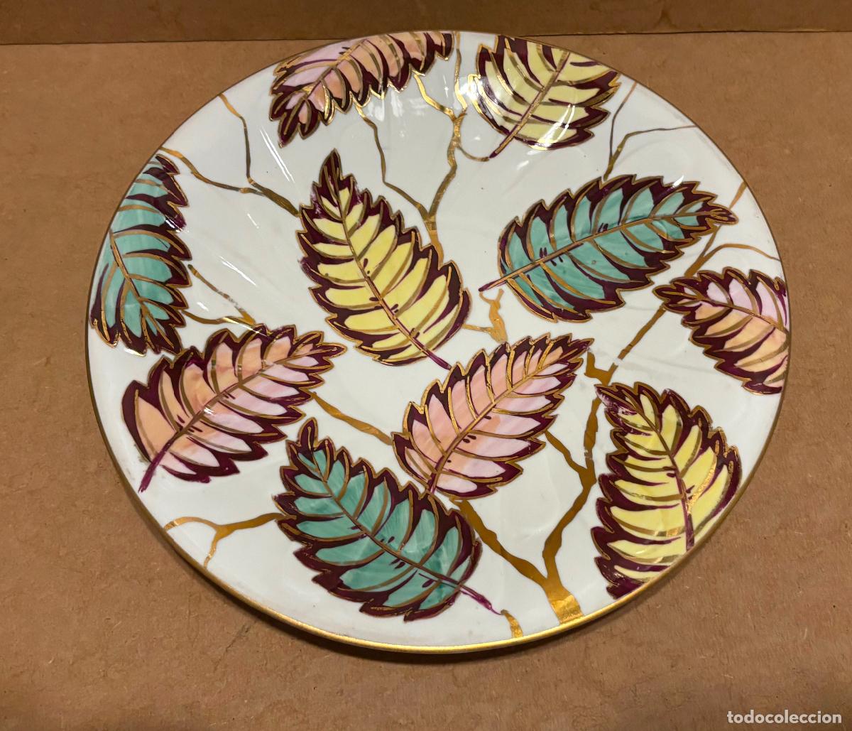 Antig&uuml;edades: Plato o fuente redonda de porcelana de Castro