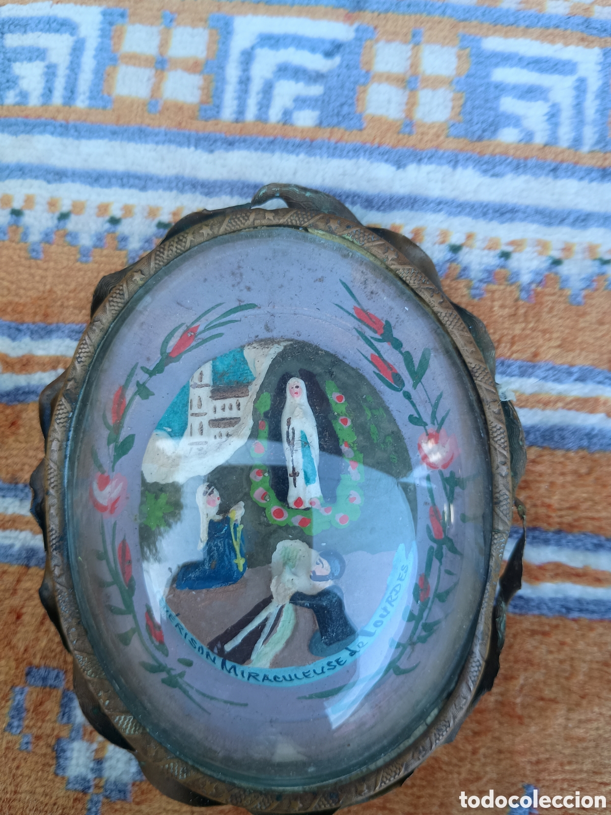 Antig&uuml;edades: Relicario de la virgen de Lourdes