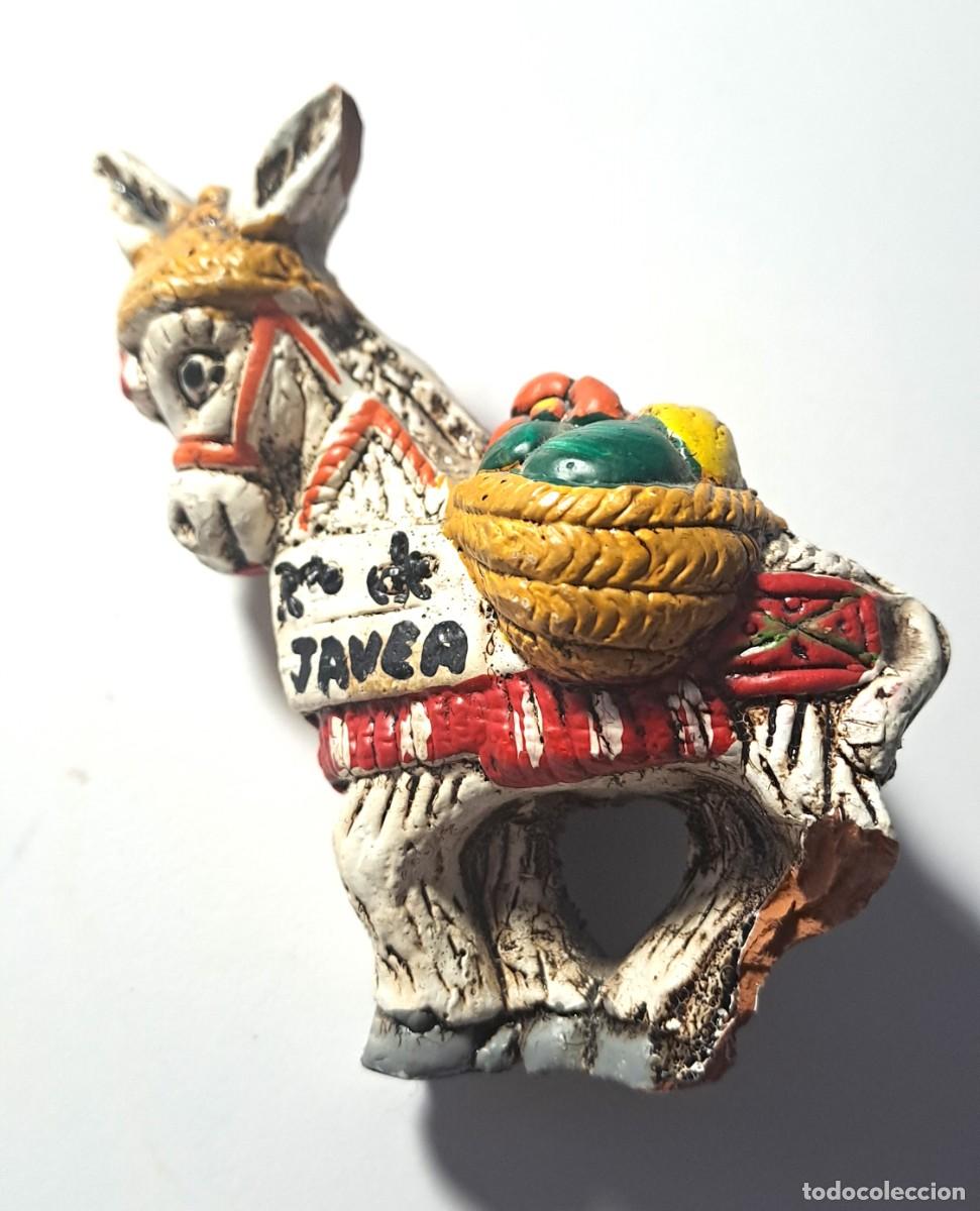 Antig&uuml;edades: FIGURA BURRITO CON FRUTAS DECORADO RECUERDO DE JAVEA