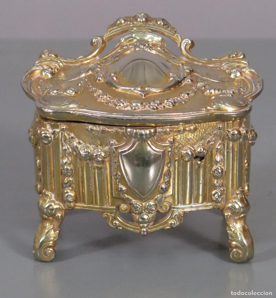 Antig&uuml;edades: JOYERO. METAL DORADO. SIGUIENDO MODELOS LUIS XV. HACIA 1900