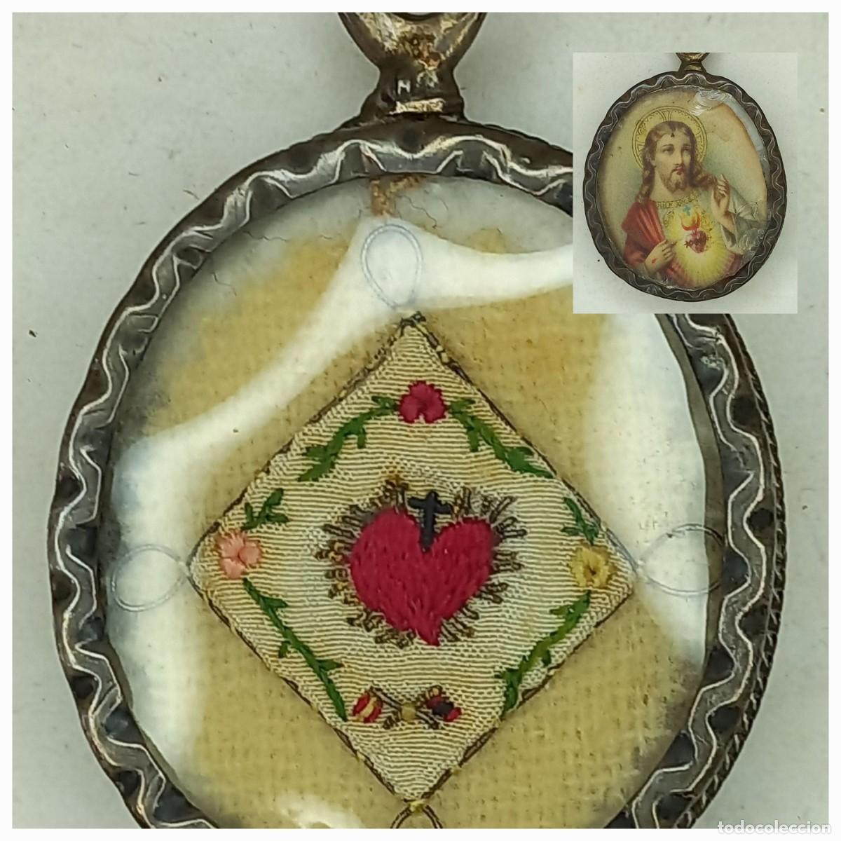 Antig&uuml;edades: ANTIGUO RELICARIO CON CAJA DE PLATA A DOS CARAS DEL SAGRADO CORAZON DE JESUS - S. XIX