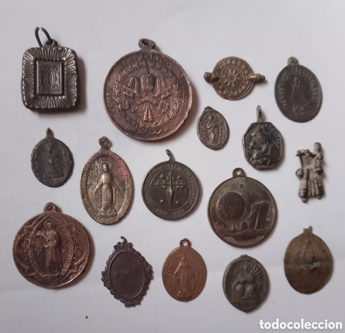 Antig&uuml;edades: LOTE DE MEDALLAS ANTIGUAS