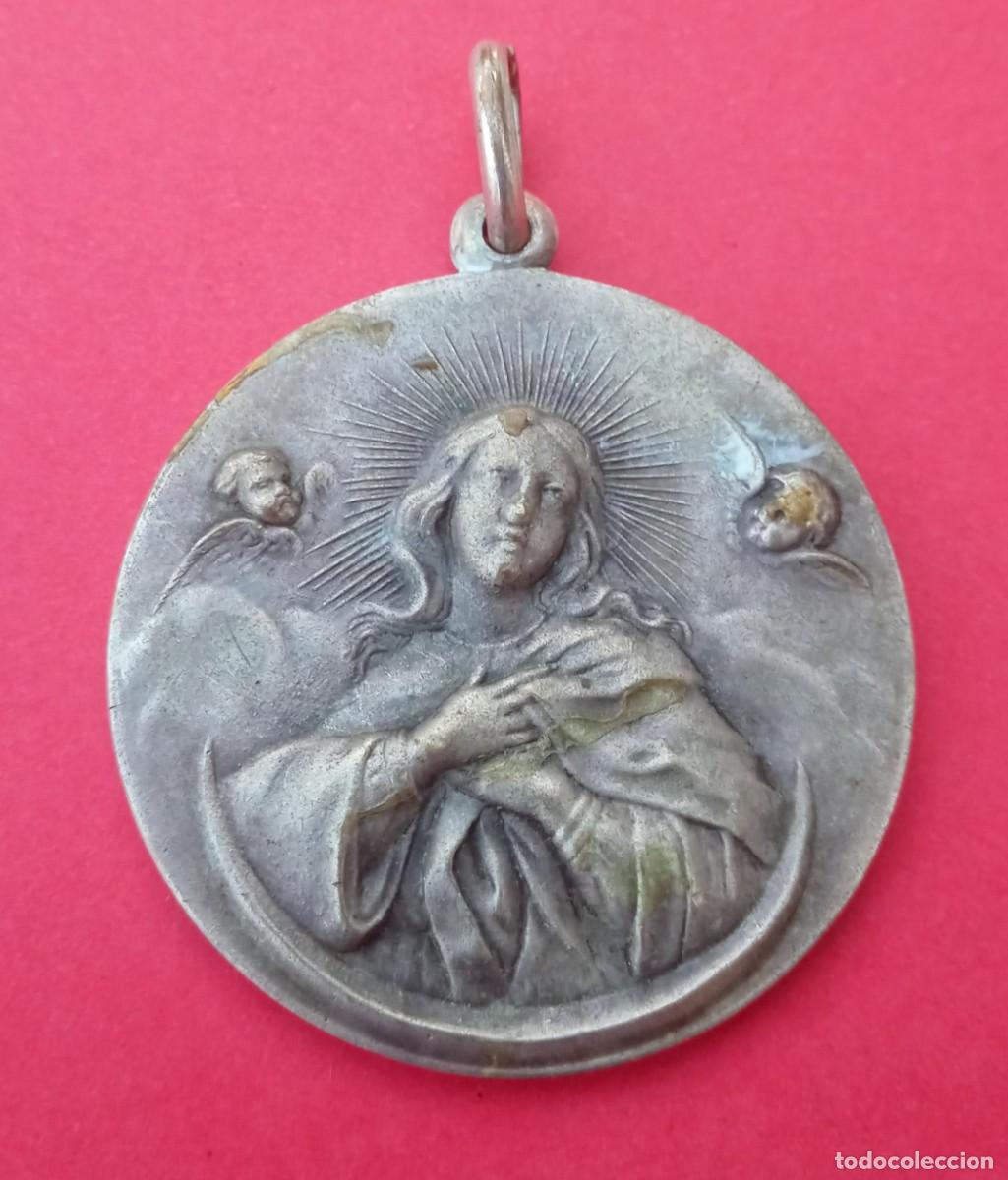 Antig&uuml;edades: Medalla Antigua Colegio Santa Ana. Daroca. Zaragoza.
