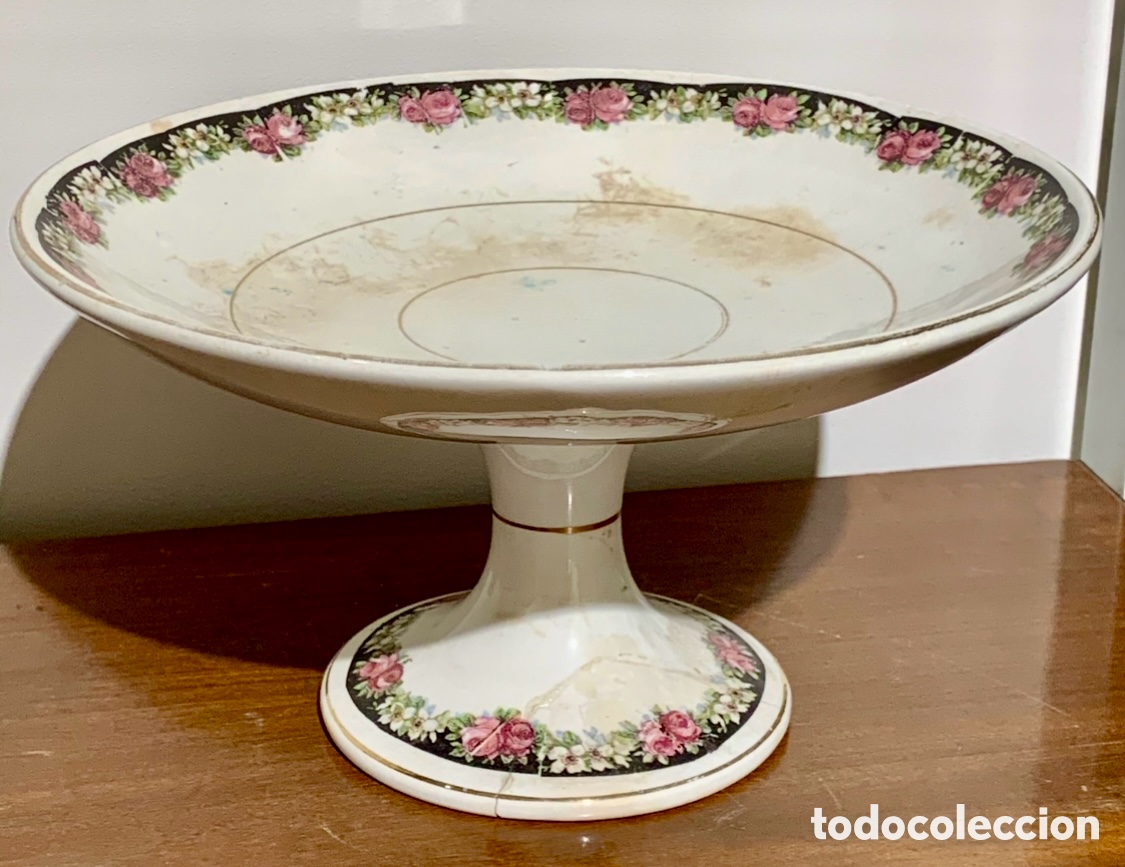 Antig&uuml;edades: Centro de mesa. Fuente. Porcelana. A&ntilde;os 40.
