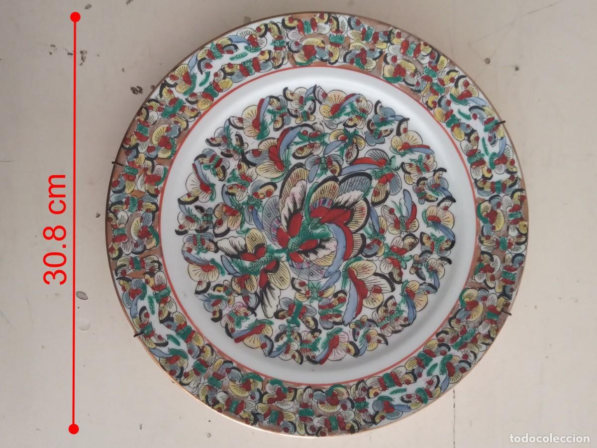 Antig&uuml;edades: PLATO PORCELANA CHINA MARIPOSAS SELLO QIANLONG