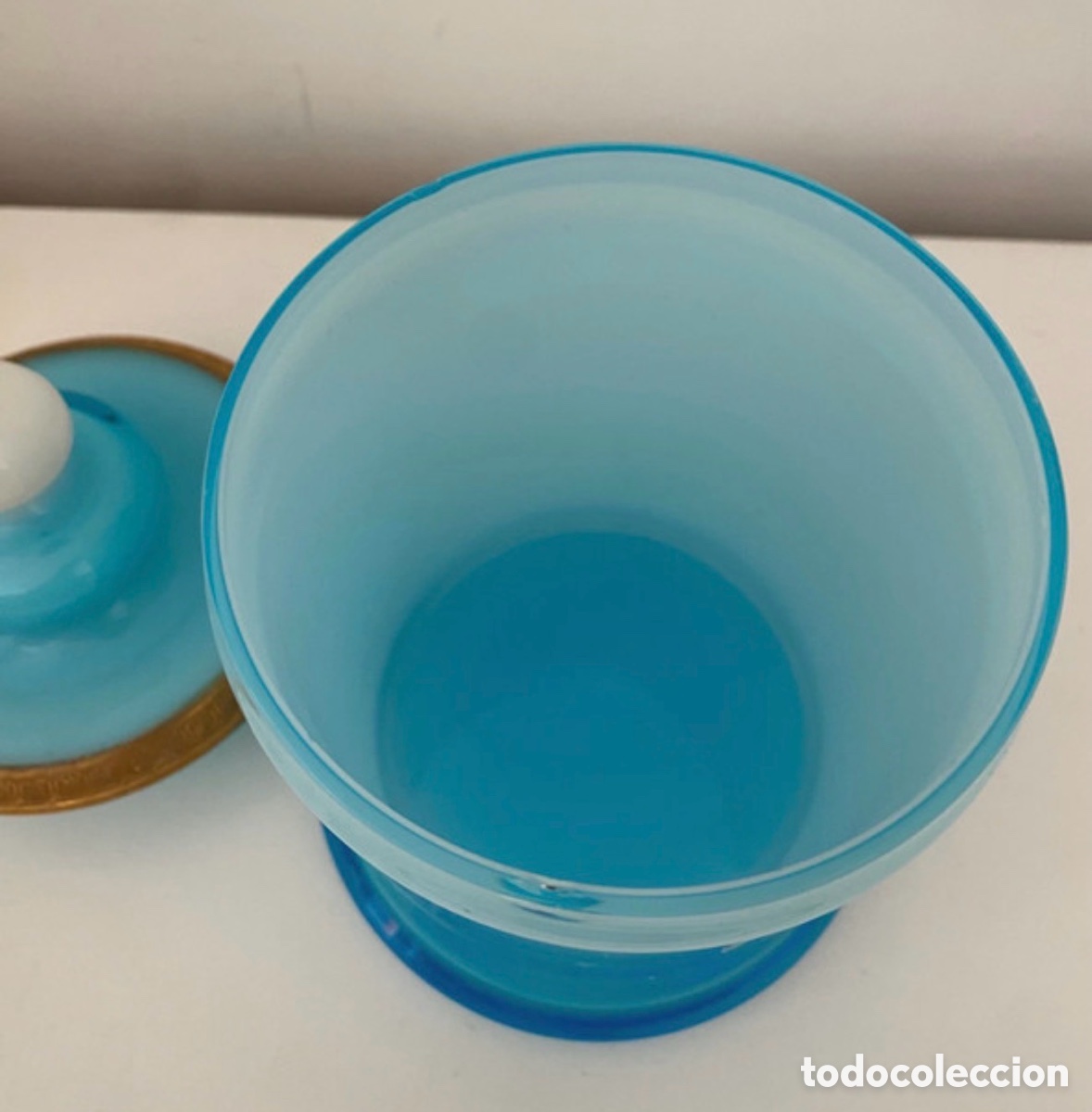 Antig&uuml;edades: Bombonera de opalina celeste - Foto 6