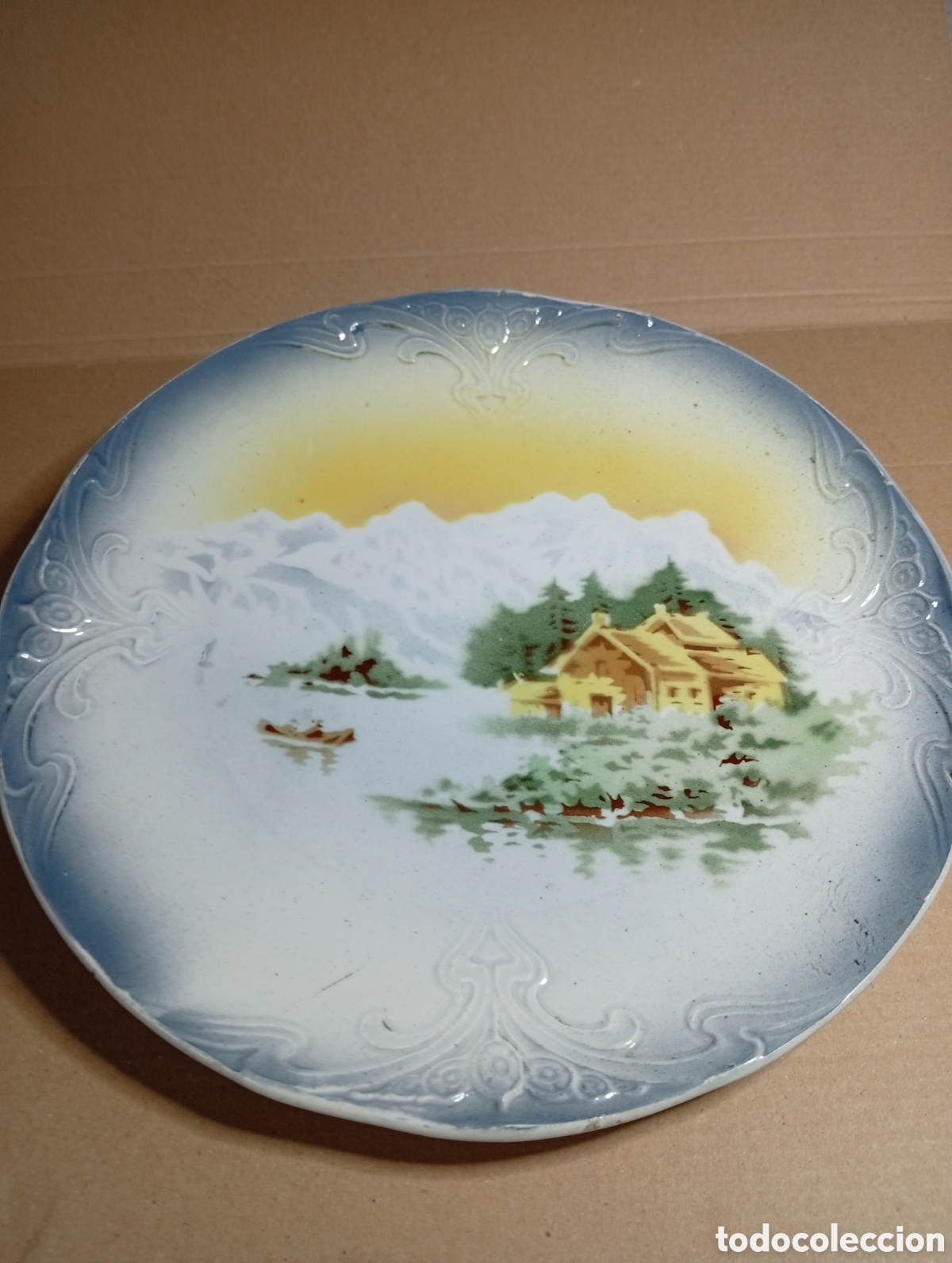 Antig&uuml;edades: Plato decorativo de porcelana frances