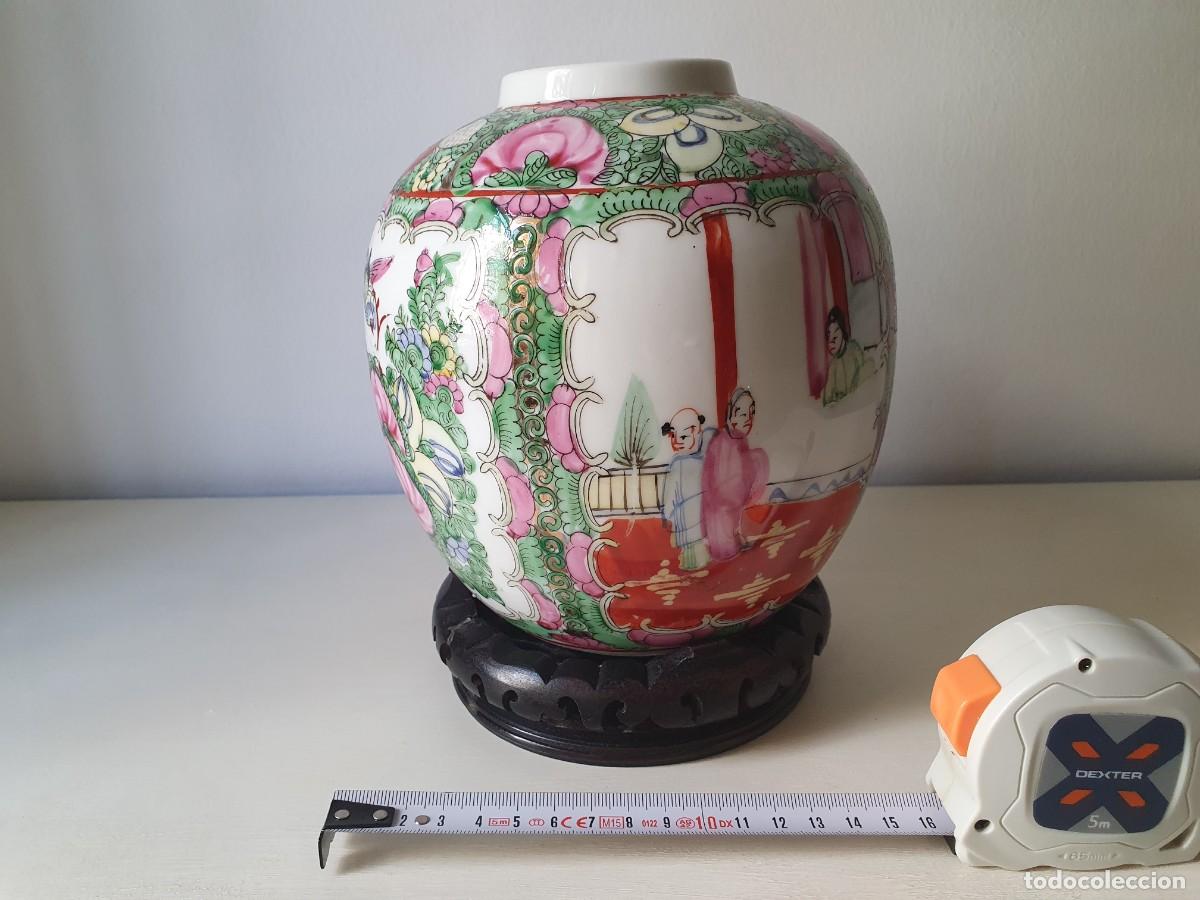 Antig&uuml;edades: Tibor Porcelana Macao Estilo Familia Rosa Con Peana Vintage