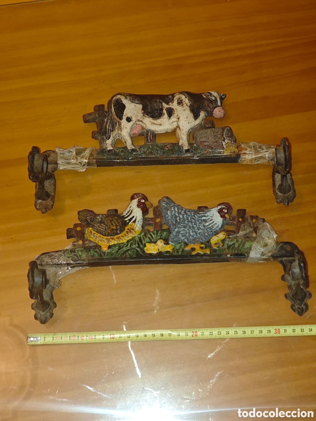Antig&uuml;edades: 2 antiguos Colgadores o Portarrollos R&uacute;sticos.