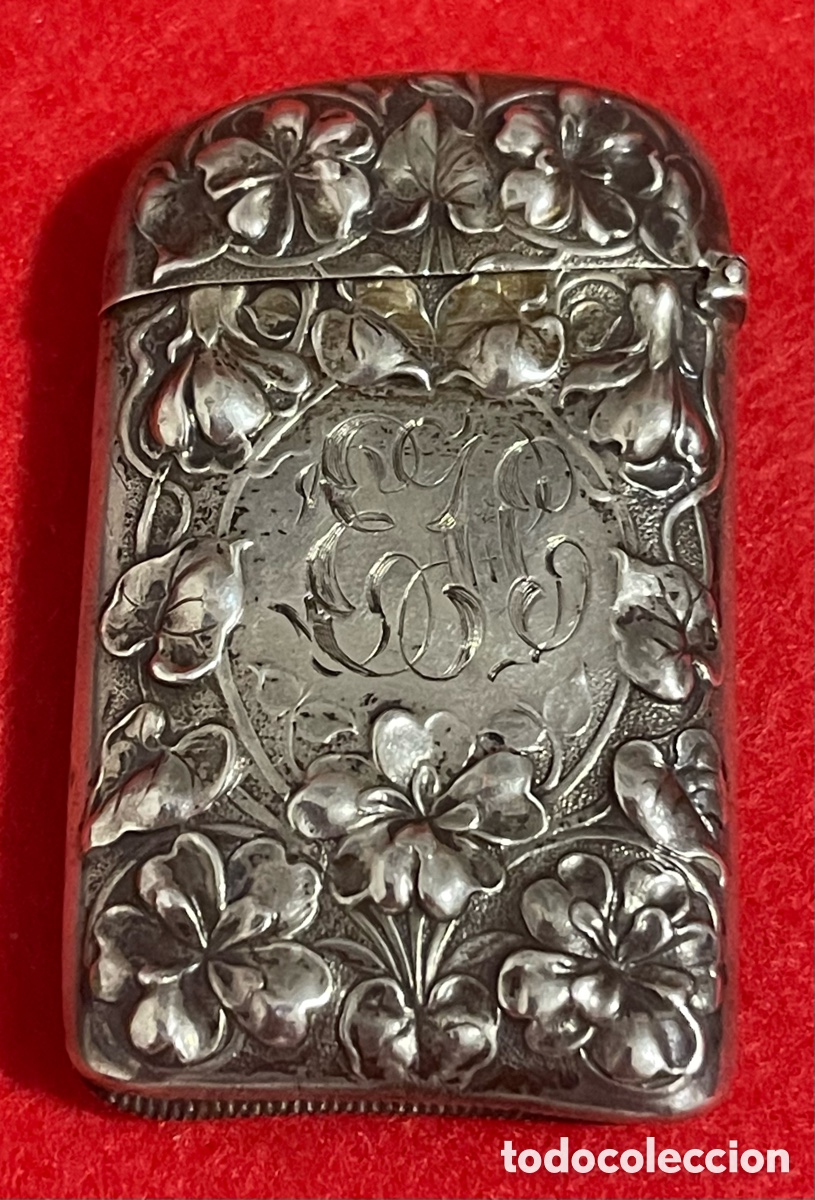 Antig&uuml;edades: Exquisito cerillero, antiguo en plata de ley, de &eacute;poca modernista.