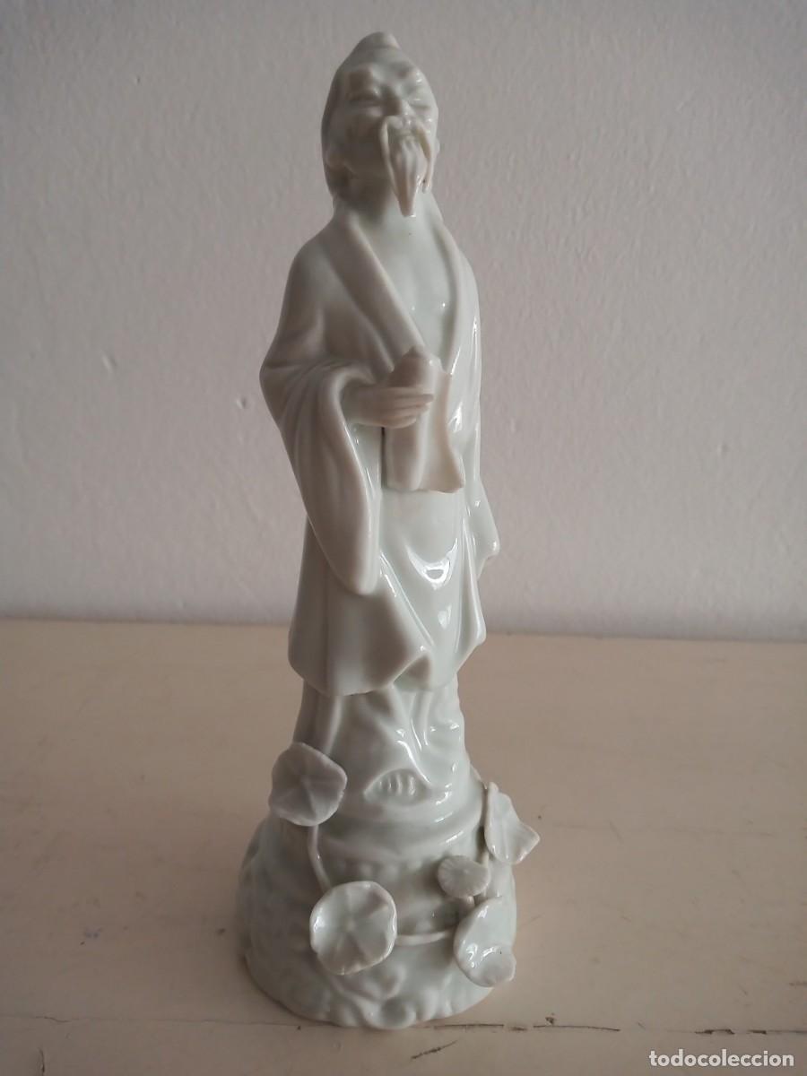Antig&uuml;edades: FIGURA PORCELANA BLANCA ORIENTAL SABIO CHINO 20CM