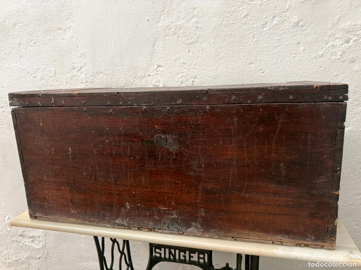 Antig&uuml;edades: ANTIGUO BAUL DE MADERA - MEDIDA 83X48X31 CM