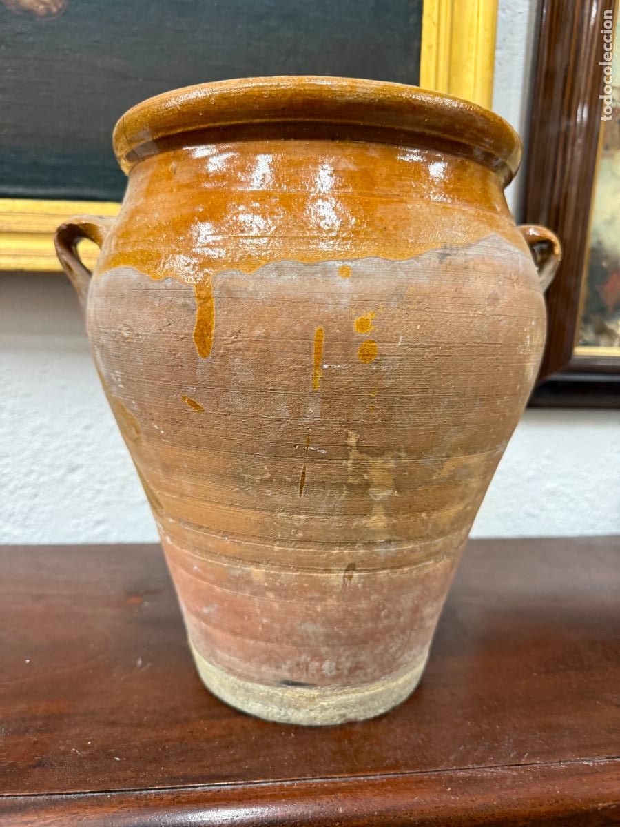Antig&uuml;edades: ANTIGUA TINAJA DE BARRO - MEDIDA 29 CM