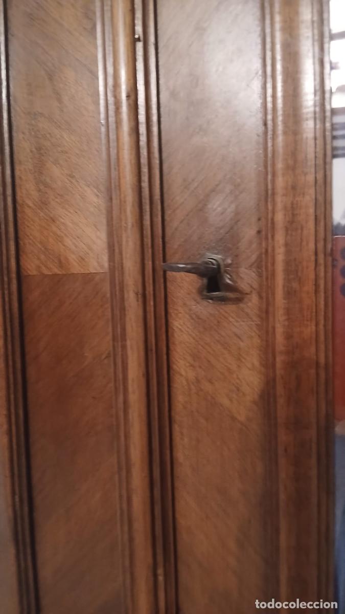 Antig&uuml;edades: Armario que se puede convertir en vitrina - Foto 6