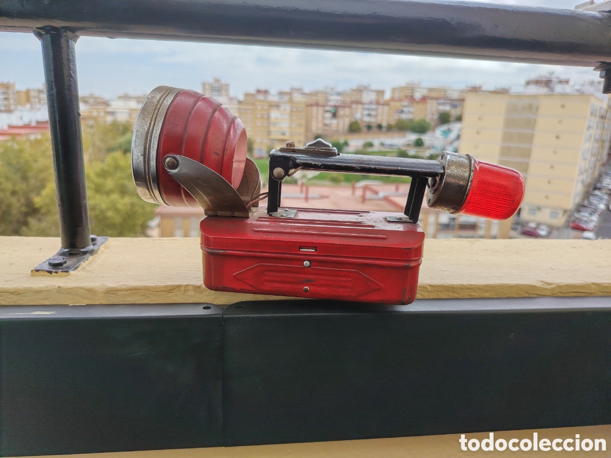 Antig&uuml;edades: ANTIGUA LINTERNA CON SE&Ntilde;ALIZACION - Foto 1