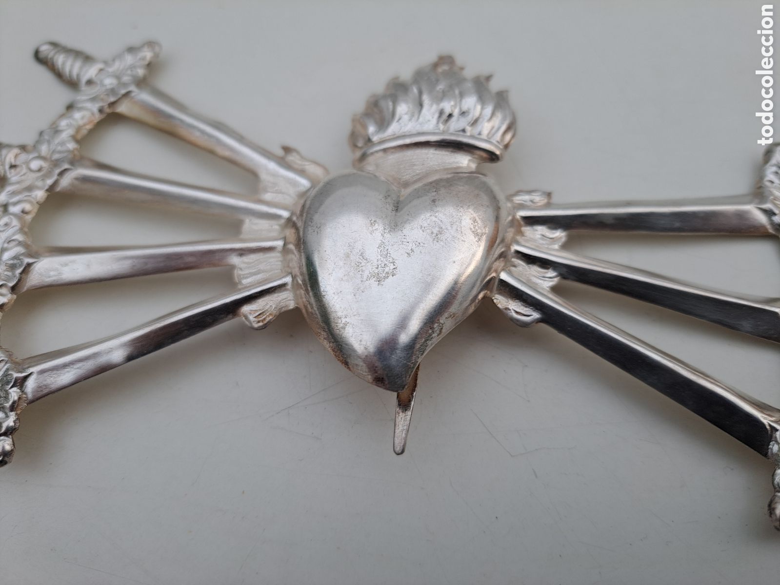 Antig&uuml;edades: CORAZON DE PLATA CON PU&Ntilde;ALES PARA DOLOROSA - Foto 4