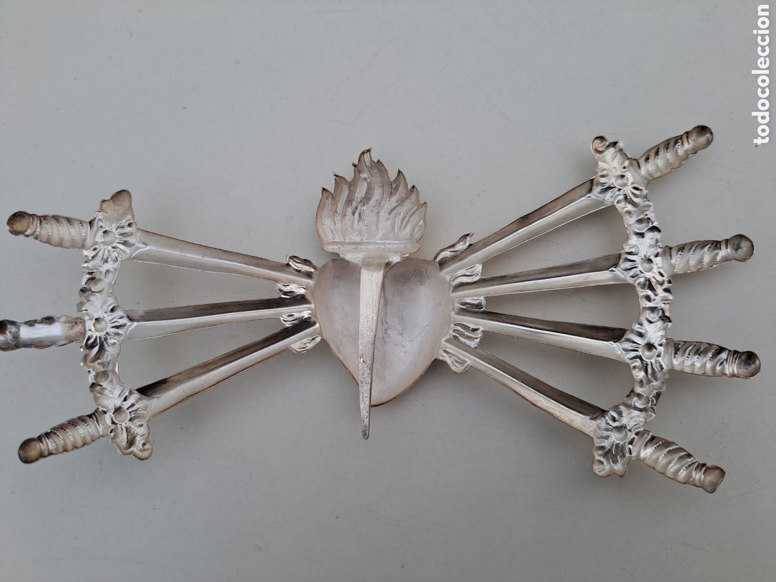 Antig&uuml;edades: CORAZON DE PLATA CON PU&Ntilde;ALES PARA DOLOROSA - Foto 5