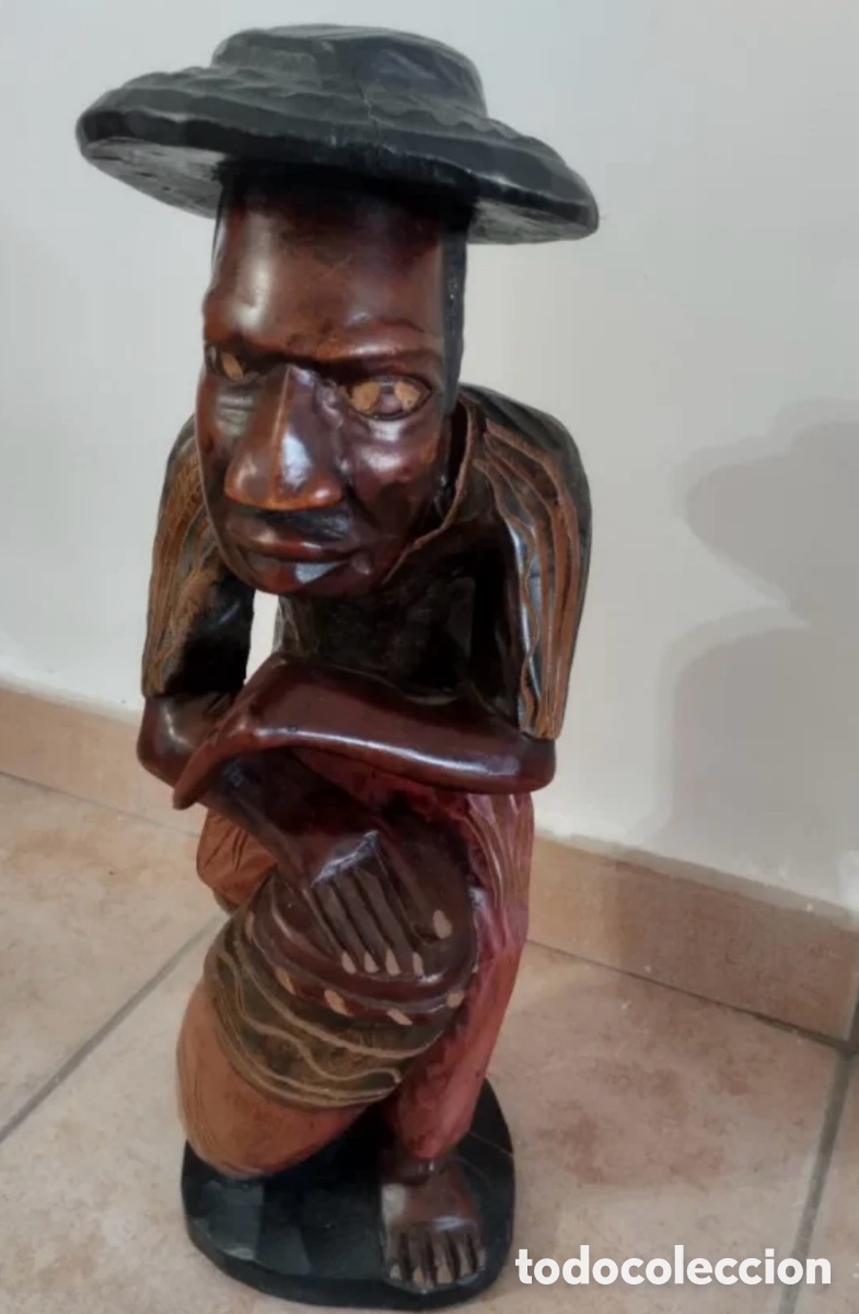 Antig&uuml;edades: Figura de madera de hombre con sombrero