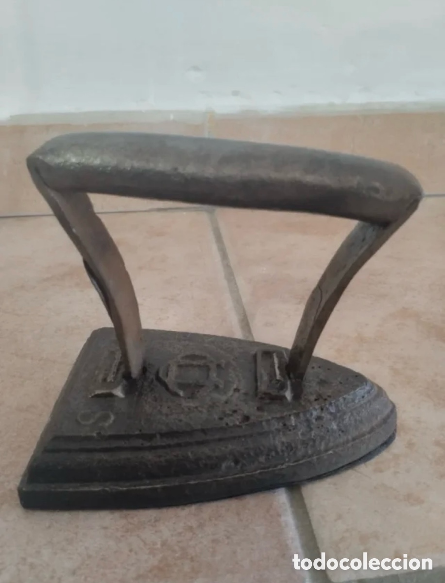 Antig&uuml;edades: Plancha antigua de bronce fundido - Foto 1