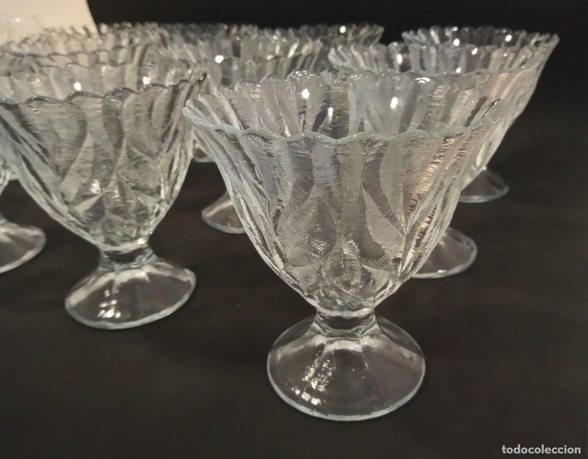 Antig&uuml;edades: SET 12 COPONES DE POSTRE DE CRISTAL TALLADO - Foto 2