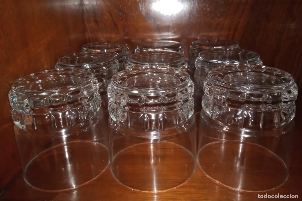 Antig&uuml;edades: SET 9 VASOS DE WHISKY 8.5 CM - Foto 3