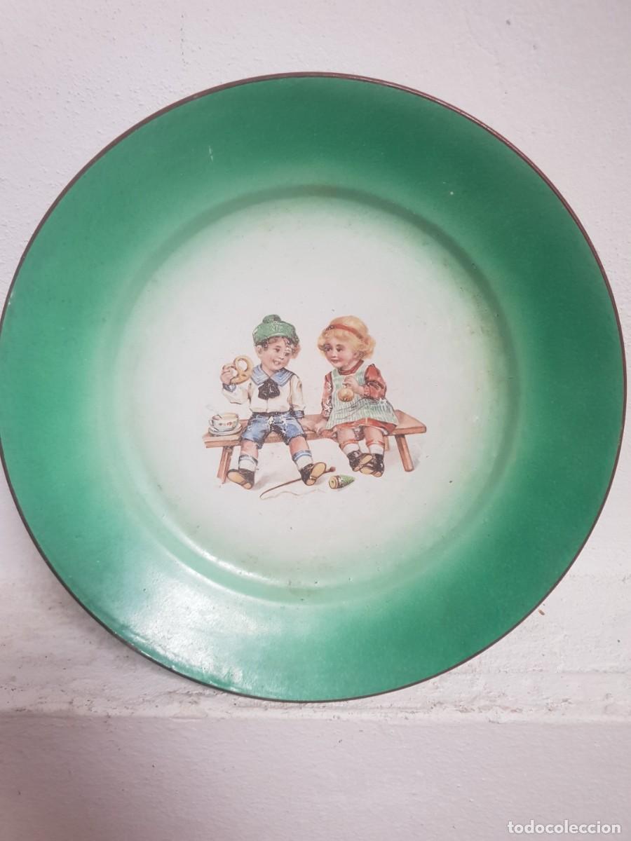 Antig&uuml;edades: Plato ceramica de oviedo verde