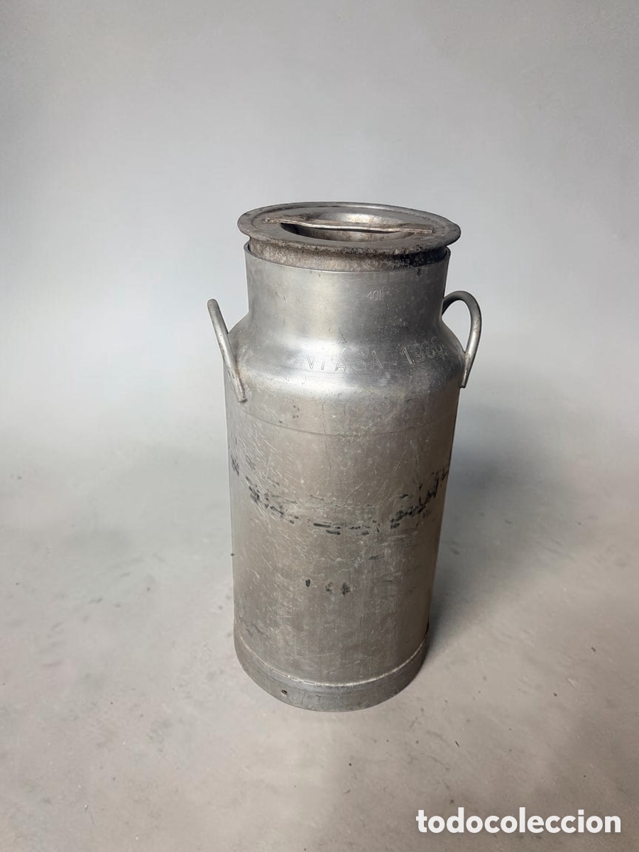 Antig&uuml;edades: Antigua lechera de 40 litros