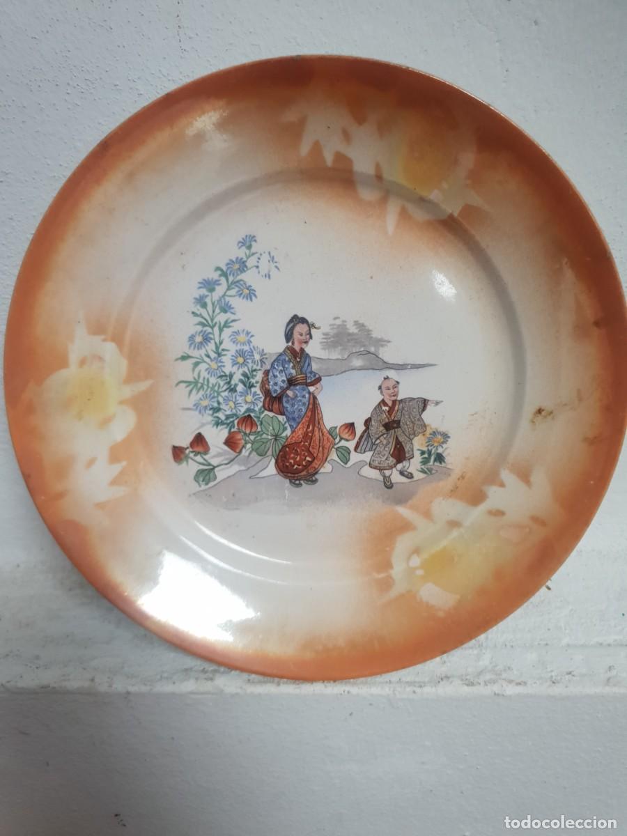 Antig&uuml;edades: Plato ceramica de oviedo motivos chinos