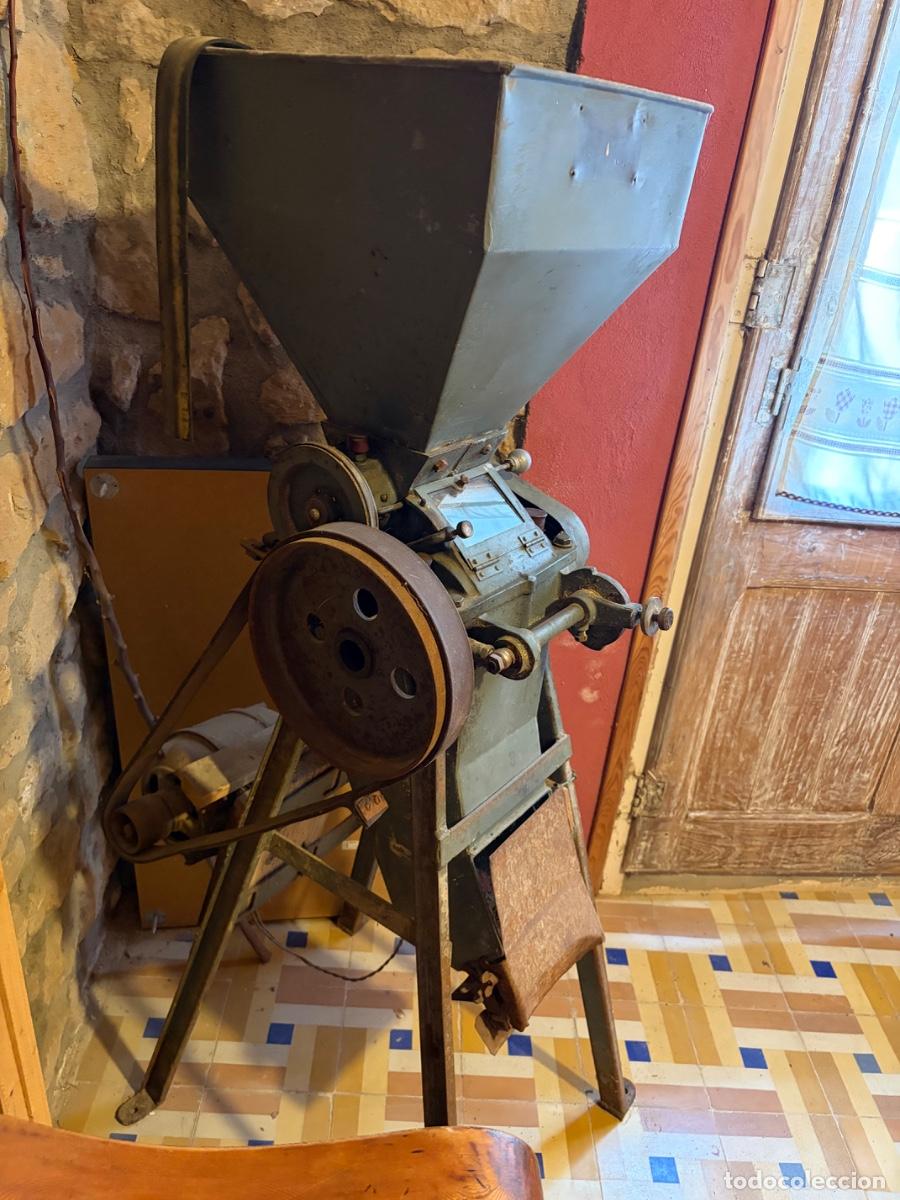 Antig&uuml;edades: Antigua Peladora almendras - Foto 3