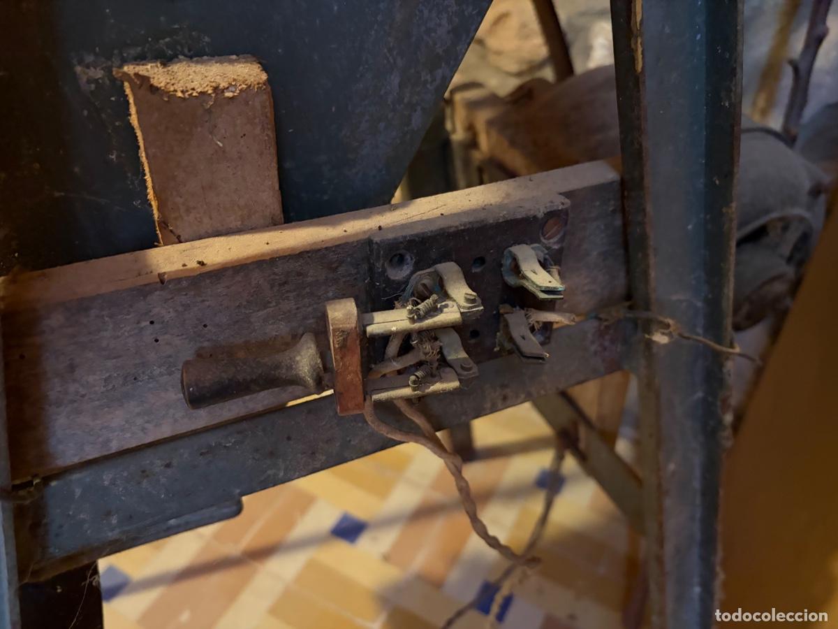 Antig&uuml;edades: Antigua Peladora almendras - Foto 8