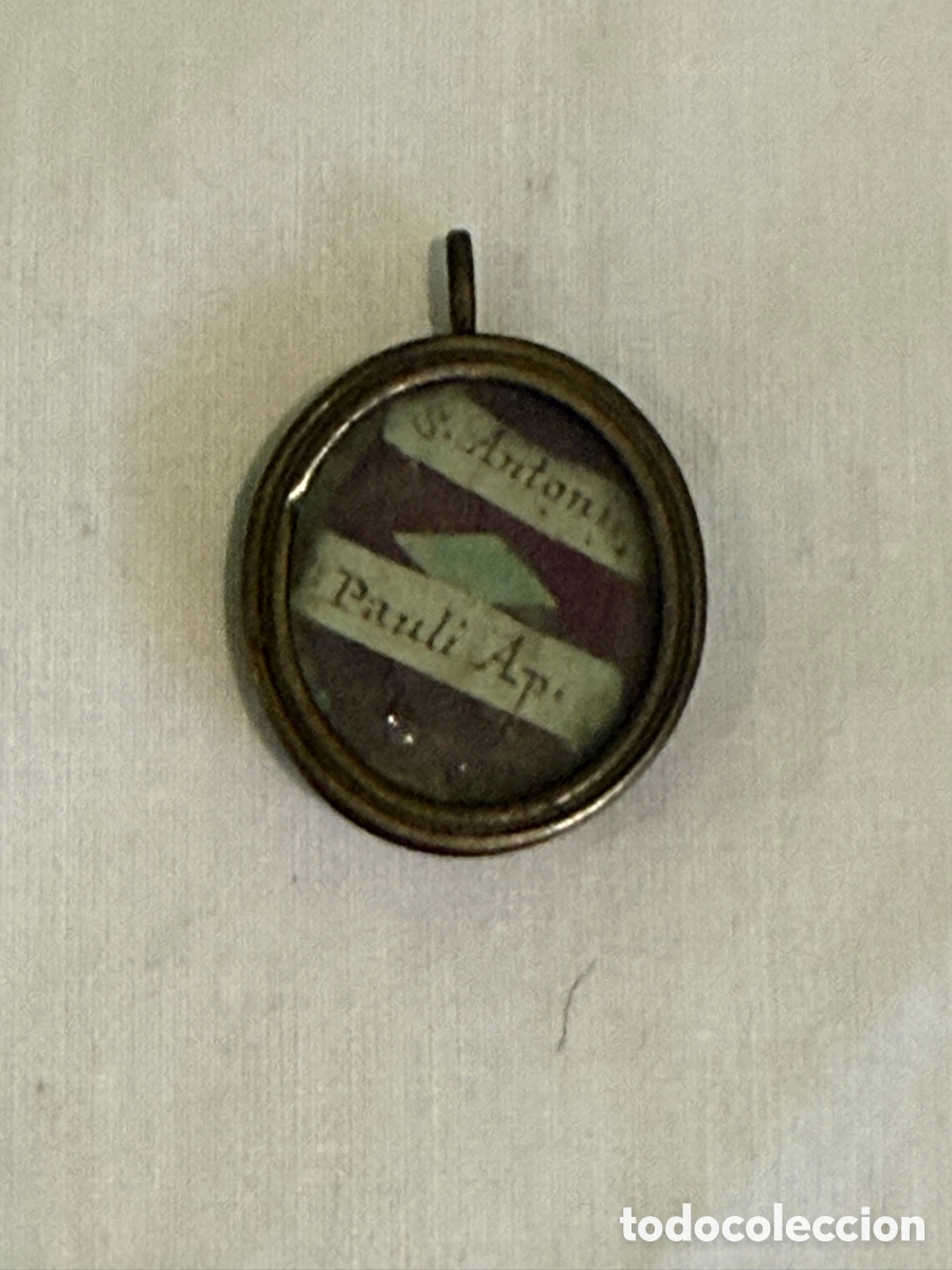 Antig&uuml;edades: Antiguo relicario devocional oval con reliquias &ndash; San Antonio y San Pablo Ap&oacute;stol, s. XVIII-XIX