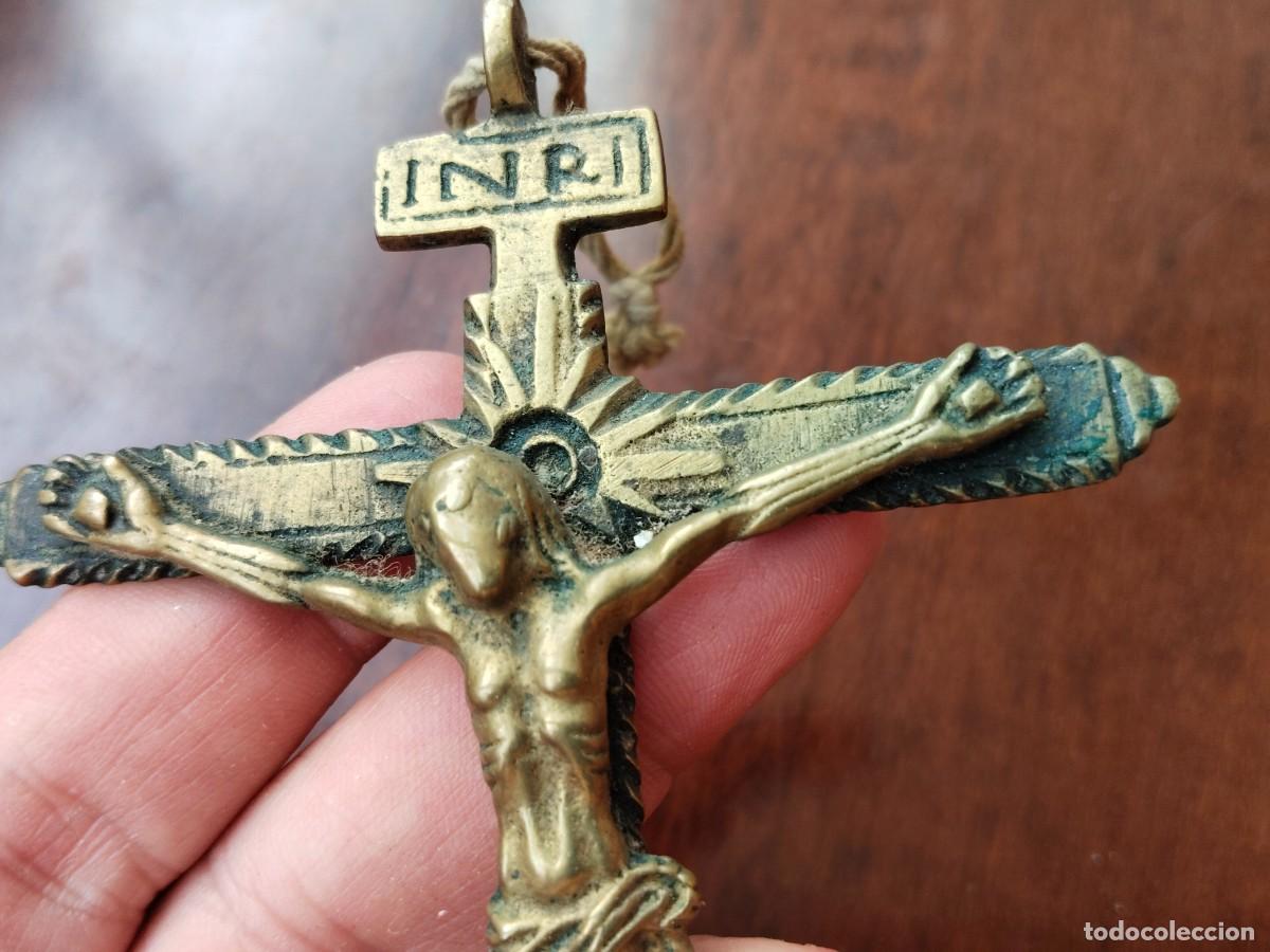 Antig&uuml;edades: Antiguo Crucifijo en Bronce. Ver. - Foto 6