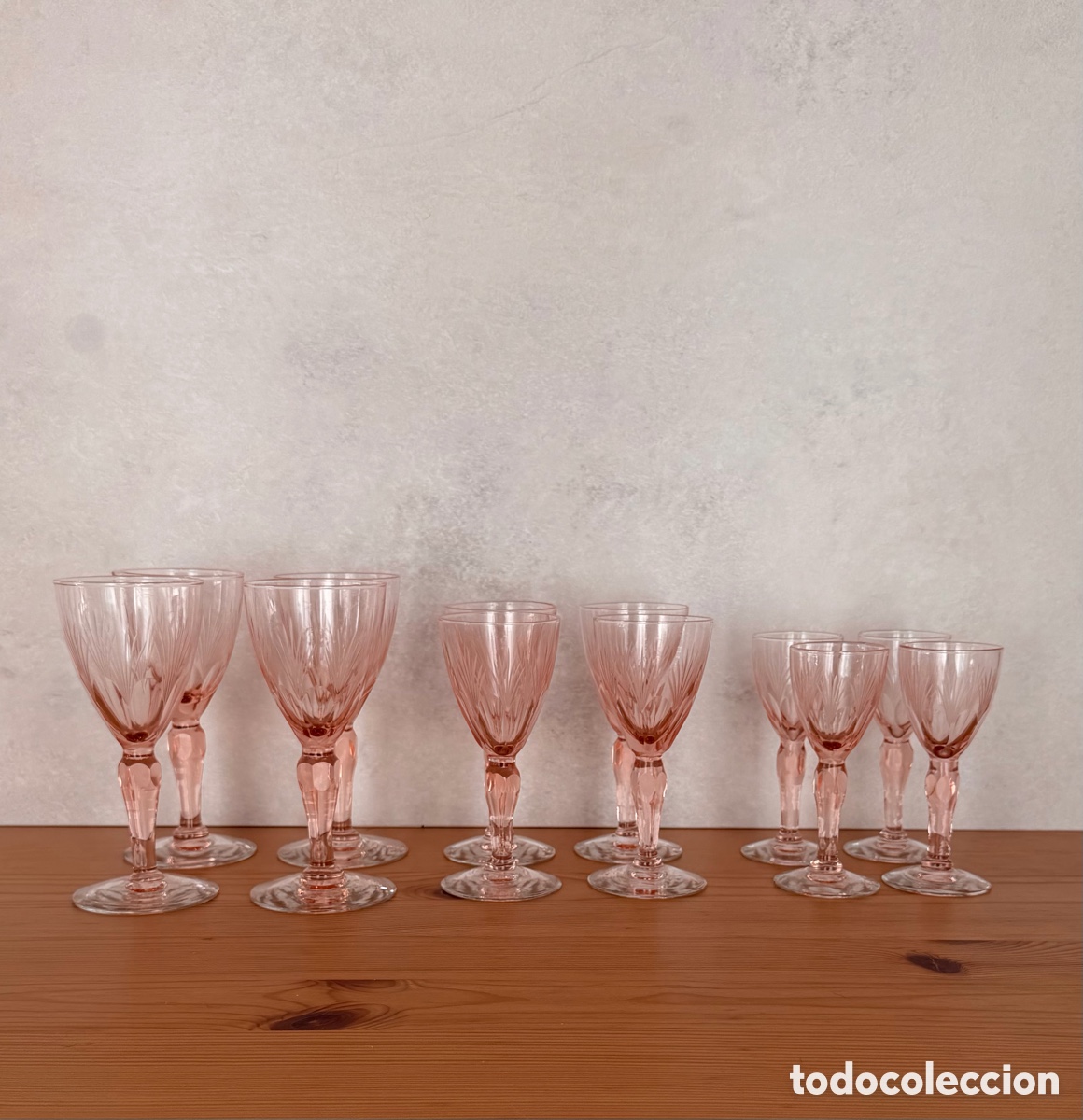 Antig&uuml;edades: Lote 12 copas vintage cristal rosa tallado