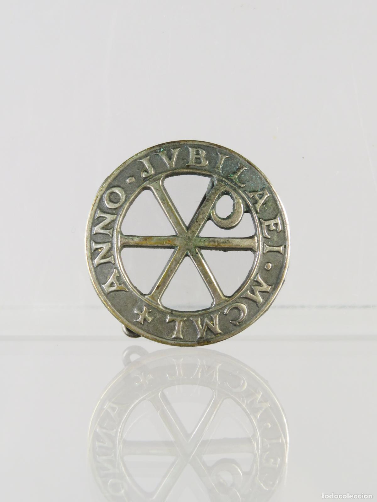 Antig&uuml;edades: Alfiler insignia A&ntilde;o Jubilar 1950 metal plateado