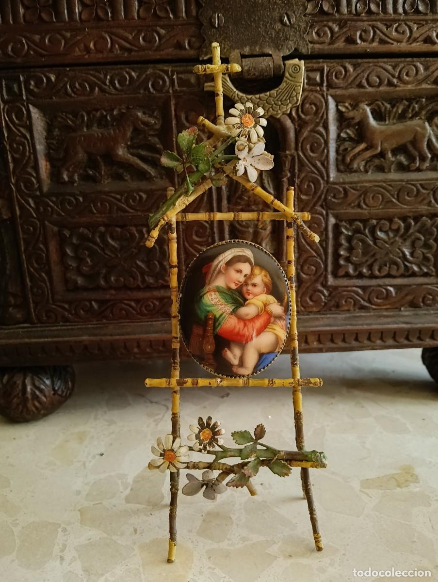 Antig&uuml;edades: ANTIGUO ORATORIO JUVENIL A&Ntilde;OS 50/60 PARA MESILLA DE NOCHE CON MEDALLON EN CERAMICA PINTADA ESMALTADA