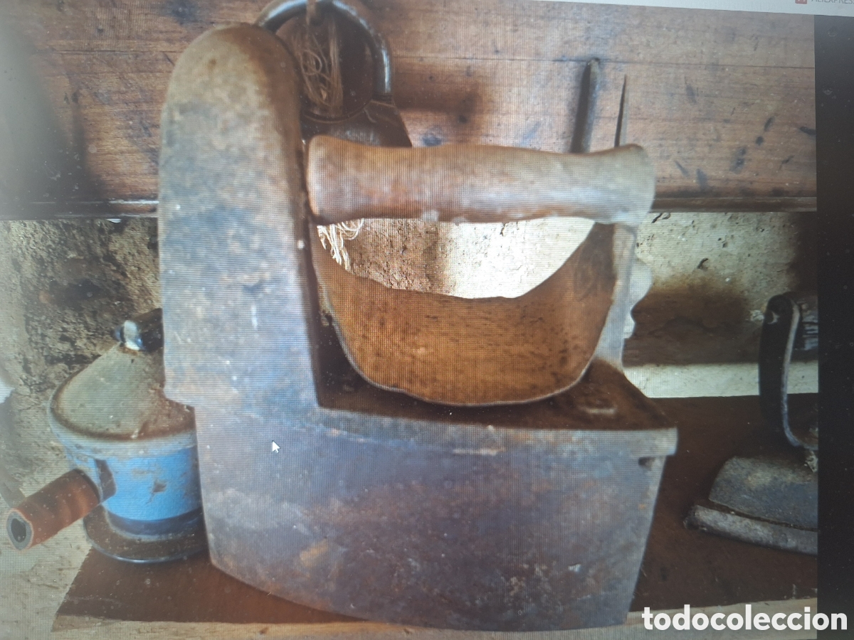 Antig&uuml;edades: PLANCHA DE CARB&Oacute;N antigua