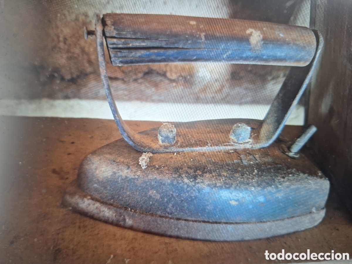 Antig&uuml;edades: PLANCHA antigua de hierro - Foto 1