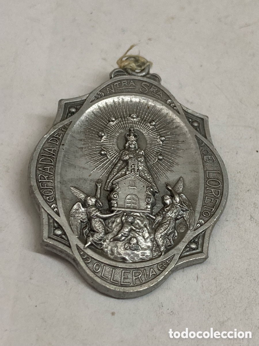 Antig&uuml;edades: Medalla de metal religiosa C658