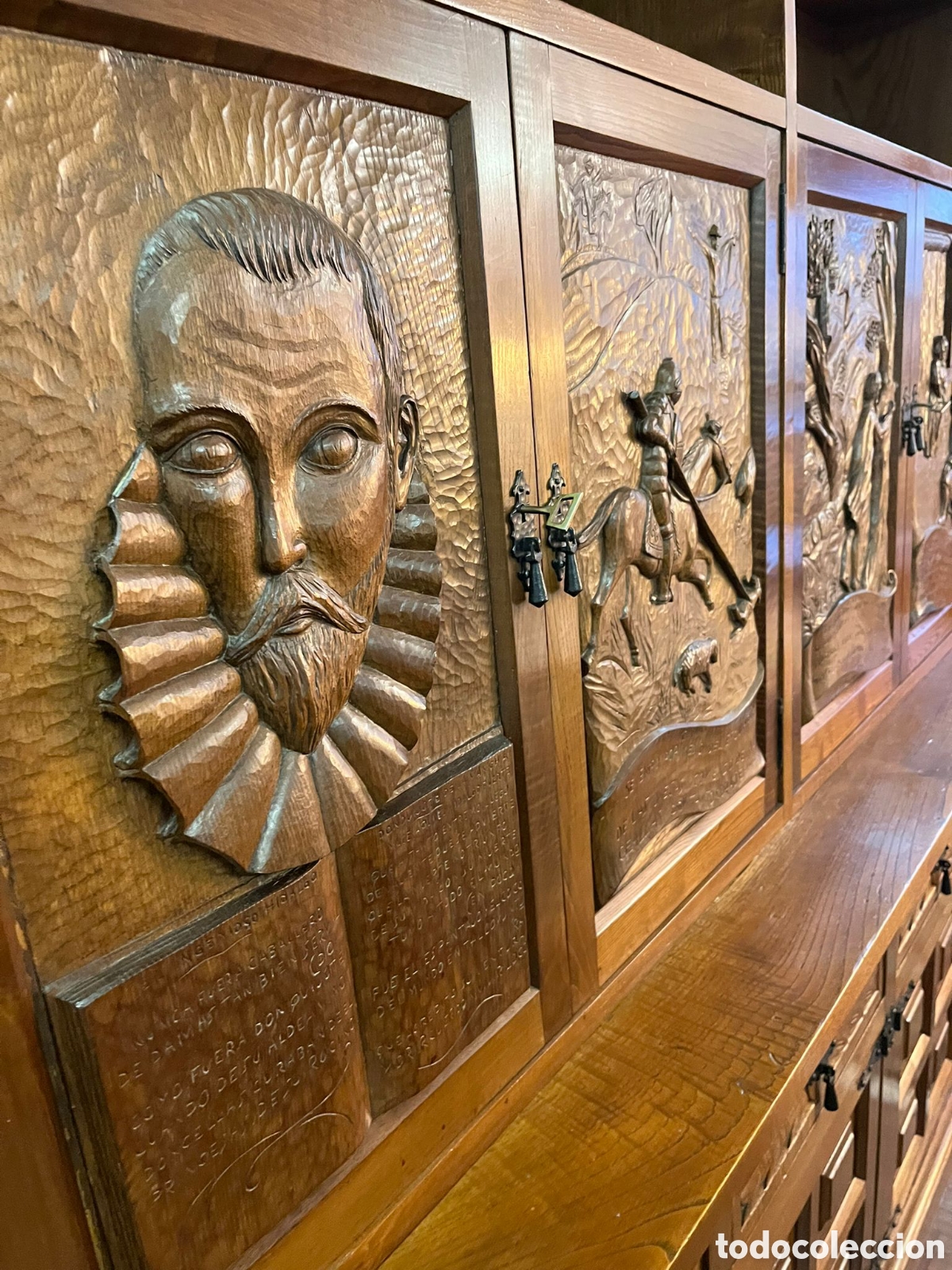 Antig&uuml;edades: Mueble sal&oacute;n casta&ntilde;o macizo - Foto 2