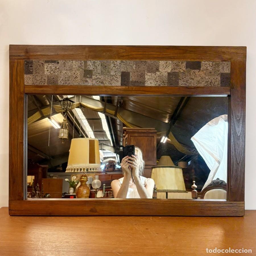 Antig&uuml;edades: Espejo Rectangular con Panel Decorativo