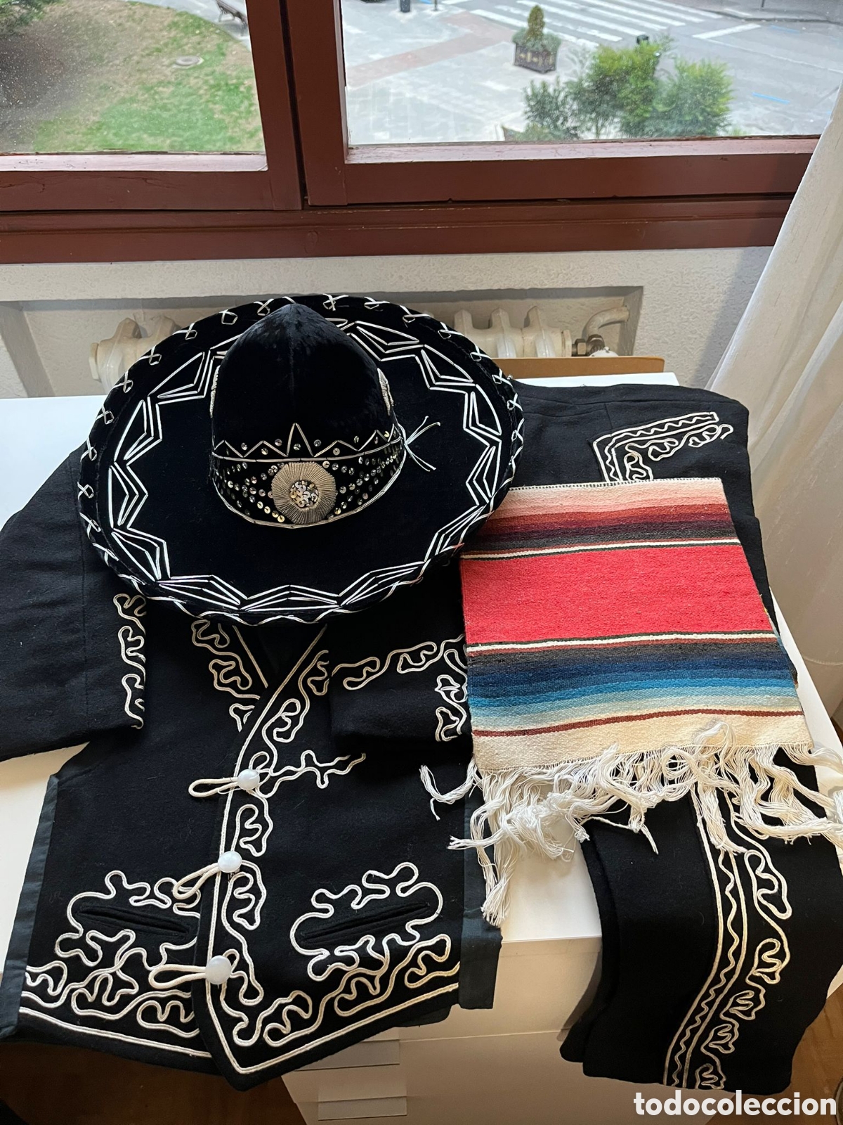 Antig&uuml;edades: Traje mexicano charro aut&eacute;ntico - Foto 2