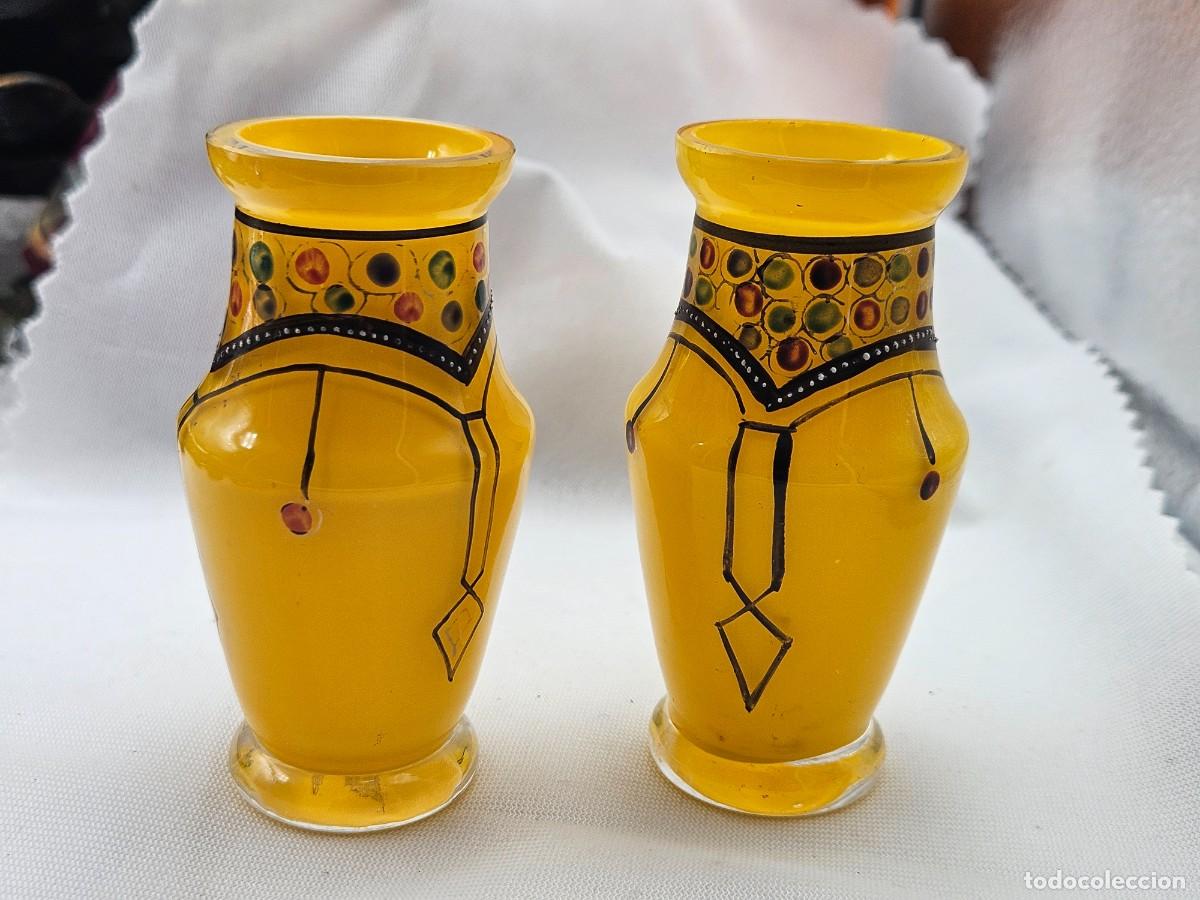 Antig&uuml;edades: OBJET DE VITRINE ART DECO PAIRE DE PETITS VASES BOHEME VERRE ORANGE TANGO DE STYLE LOETZ