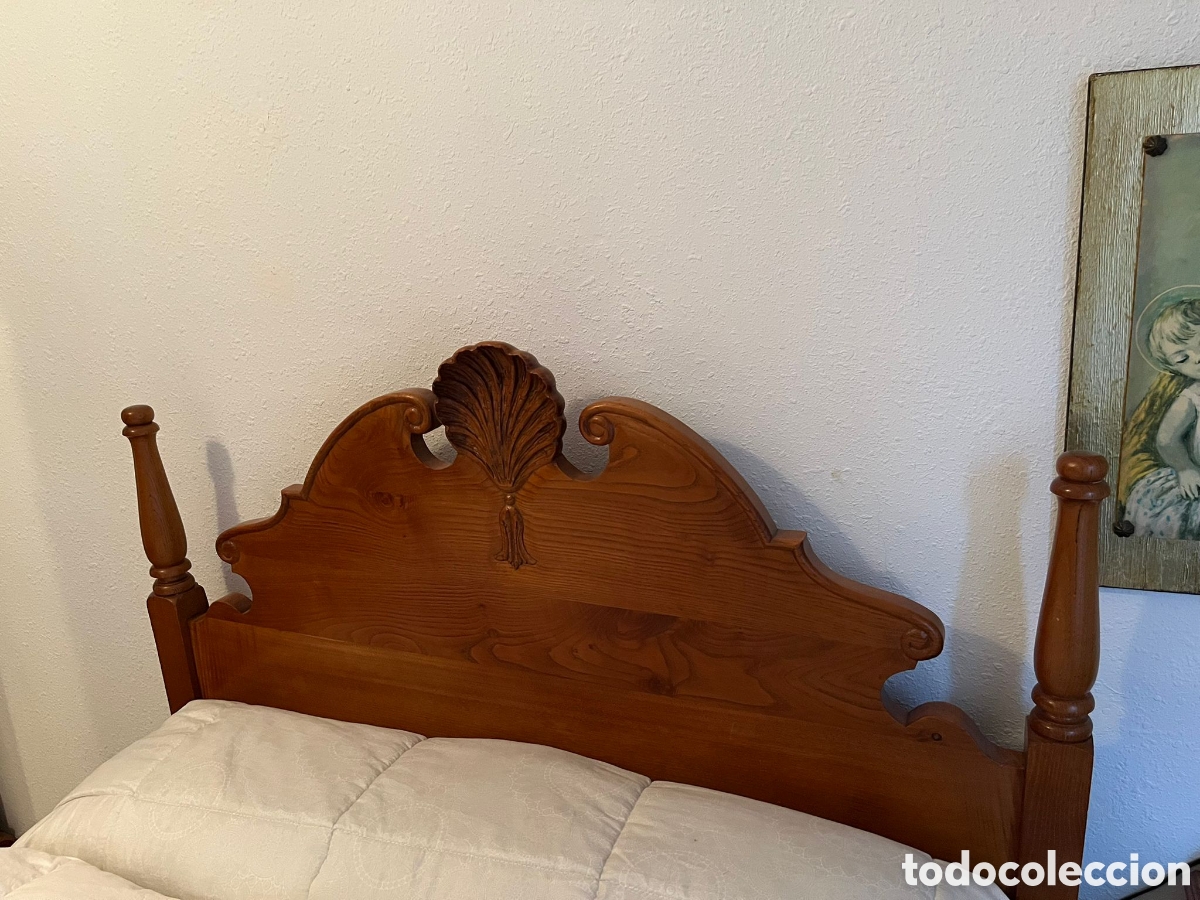 Antig&uuml;edades: Cama casta&ntilde;o macizo 1.35 hecha y tallada a mano