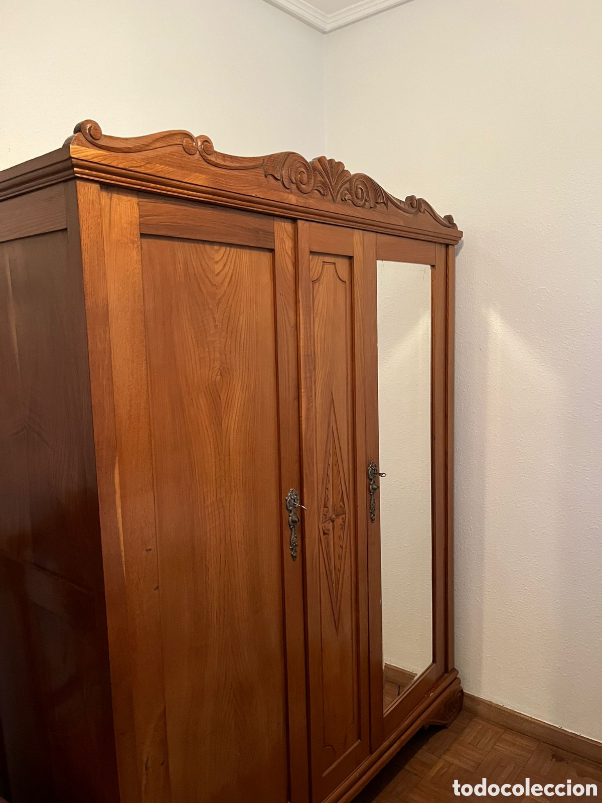 Antig&uuml;edades: Armarios madera casta&ntilde;o - Foto 2
