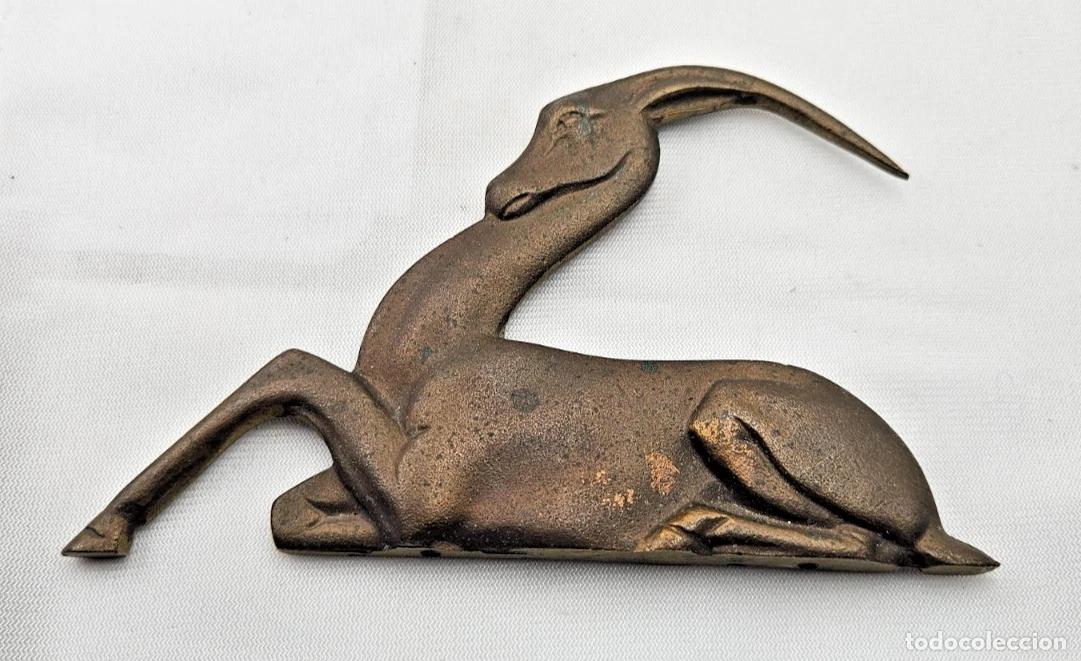 Antig&uuml;edades: SCULPTURE ANIMALIERE GAZELLE AU REPOS EN BRONZE DE STYLE ART DECO